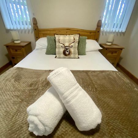 Cherry Cabin With Hot Tub Γιορκ Εξωτερικό φωτογραφία